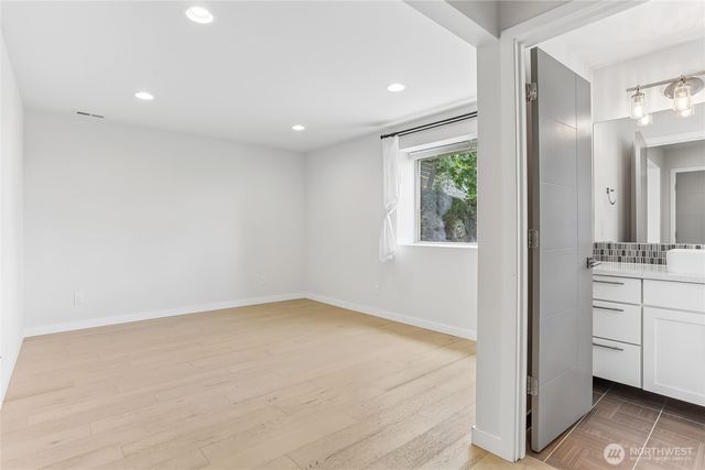 8312 120th Avenue NE, Kirkland, WA 98033