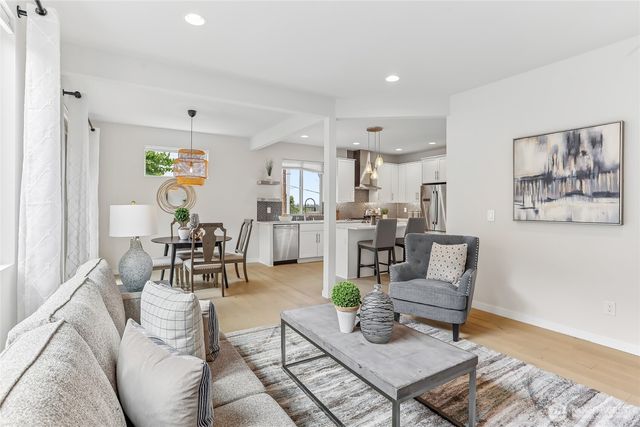 8312 120th Avenue NE, Kirkland, WA 98033