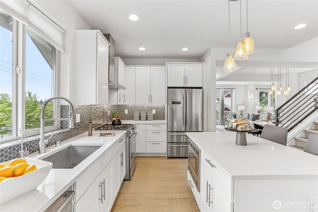 8312 120th Avenue NE, Kirkland, WA 98033
