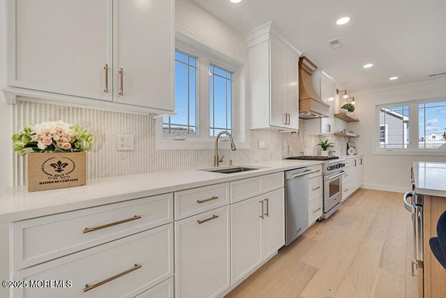 24 Surf Street, Sea Bright, NJ 07760