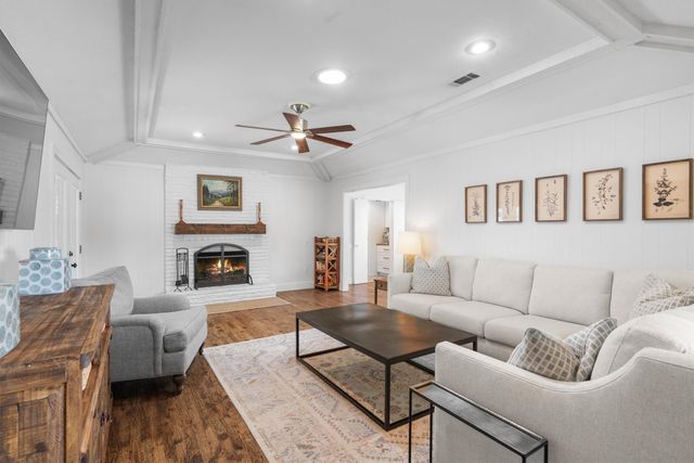 13226 Veronica Road, Farmers Branch, TX 75234