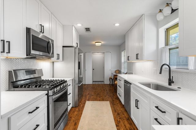 13226 Veronica Road, Farmers Branch, TX 75234