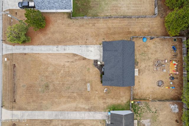 505 Cherry Blossom Lane, Richlands, NC 28574