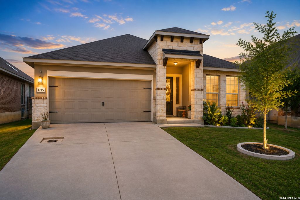1715 DUNVEGAN PARK, Bulverde, TX 78163