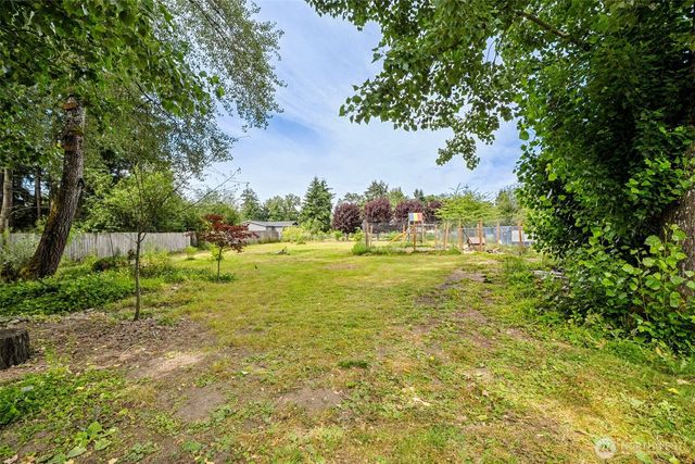 10208 McKinley Avenue E, Tacoma, WA 98445