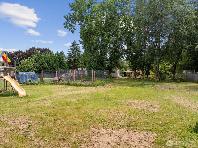 10208 McKinley Avenue E, Tacoma, WA 98445