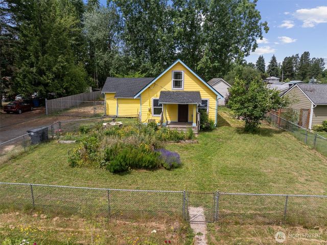10208 McKinley Avenue E, Tacoma, WA 98445