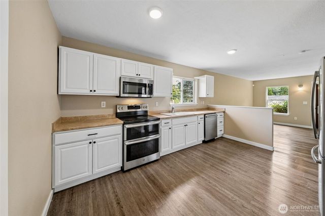 10208 McKinley Avenue E, Tacoma, WA 98445