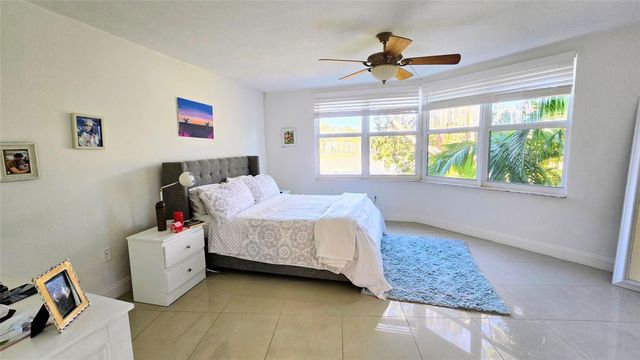 1351 NE 191st Street E204, Miami, FL 33179