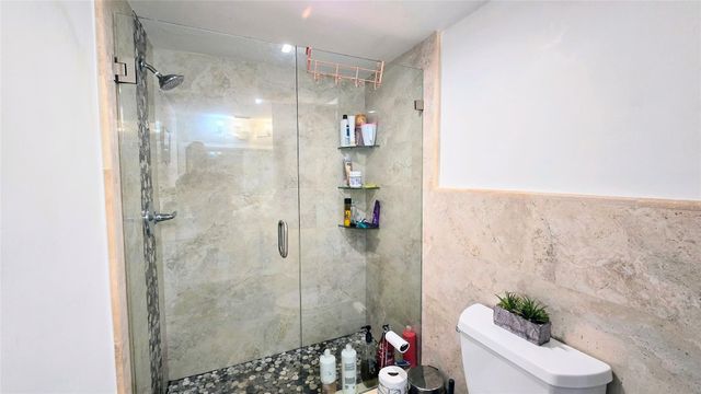 1351 NE 191st Street E204, Miami, FL 33179