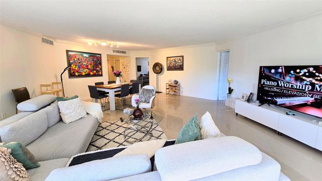 1351 NE 191st Street E204, Miami, FL 33179