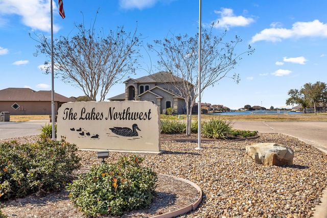 3730 Lake Hawkins, Robstown, TX 78380