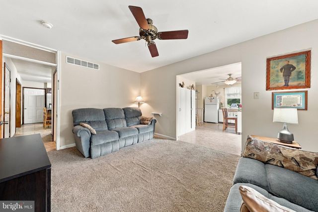 405 RICHWOOD RD, Mullica Hill, NJ 08062