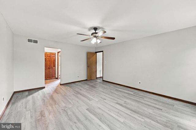 405 RICHWOOD RD, Mullica Hill, NJ 08062