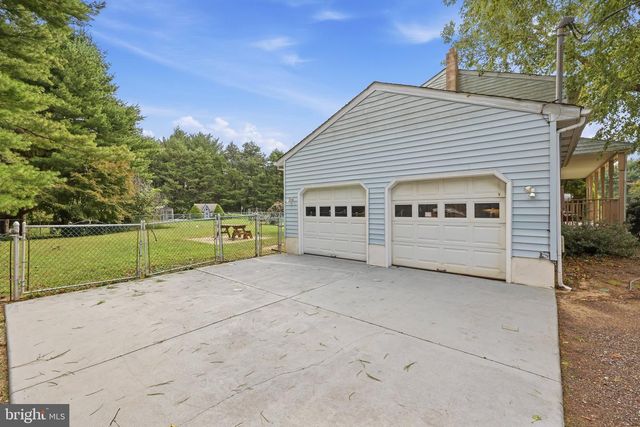 405 RICHWOOD RD, Mullica Hill, NJ 08062