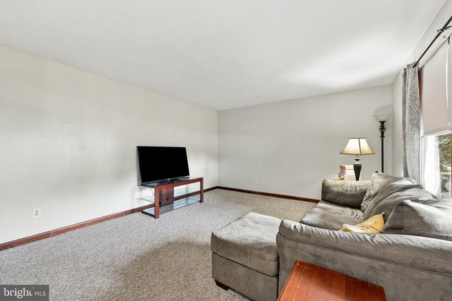 405 RICHWOOD RD, Mullica Hill, NJ 08062