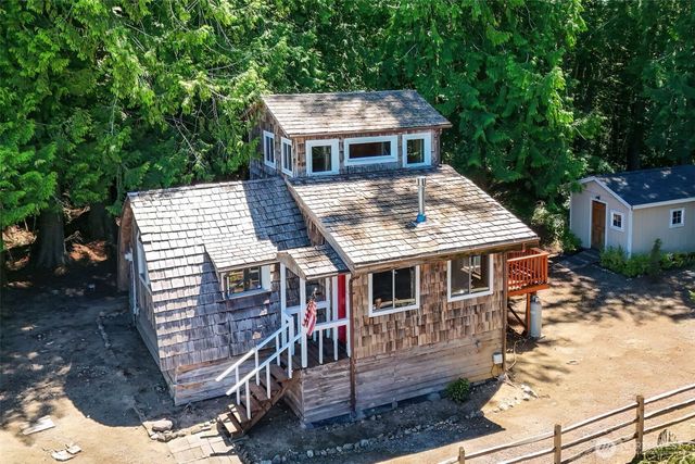 150 E Cedar Street, Belfair, WA 98528