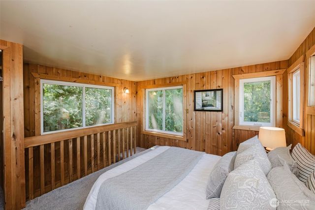 150 E Cedar Street, Belfair, WA 98528