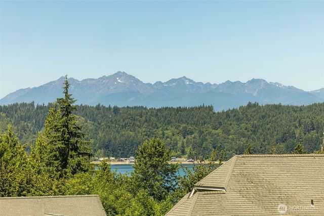 150 E Cedar Street, Belfair, WA 98528