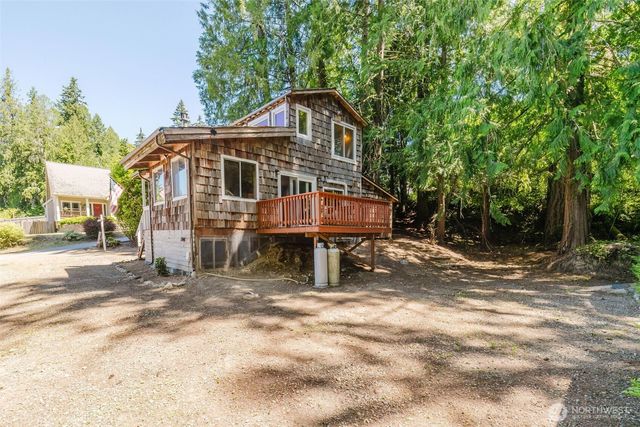 150 E Cedar Street, Belfair, WA 98528