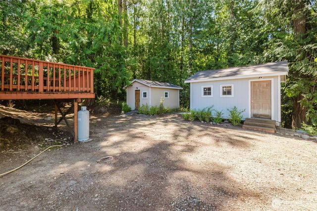 150 E Cedar Street, Belfair, WA 98528