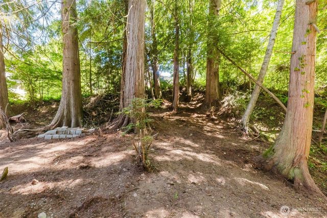 150 E Cedar Street, Belfair, WA 98528