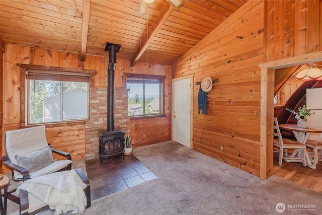 150 E Cedar Street, Belfair, WA 98528