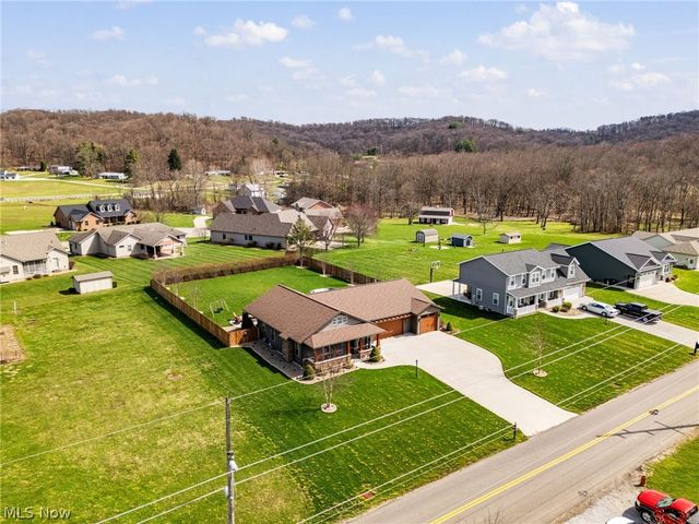 3515 Eastport Road SE, Dennison, OH 44621