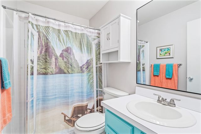 92 Spring Lake Drive 207, Vero Beach, FL 32962