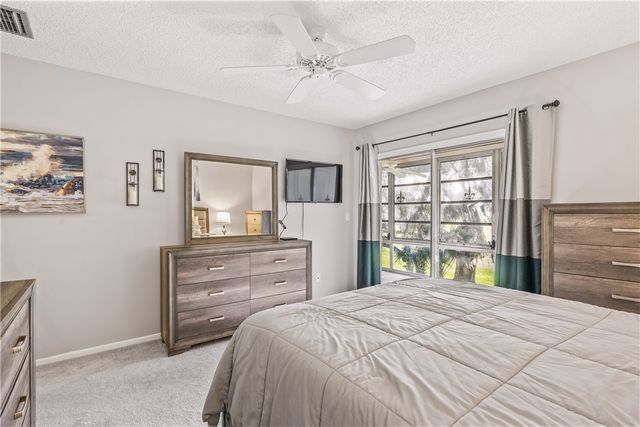 92 Spring Lake Drive 207, Vero Beach, FL 32962