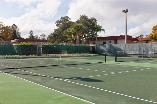 92 Spring Lake Drive 207, Vero Beach, FL 32962