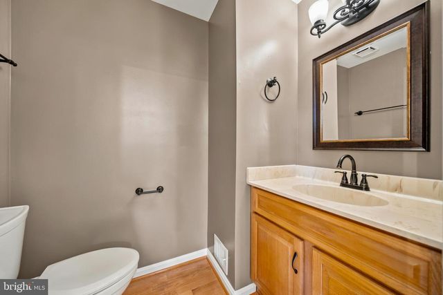 8002 TANWORTH CT, Springfield, VA 22152