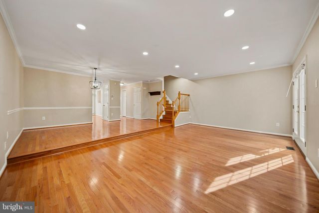 8002 TANWORTH CT, Springfield, VA 22152