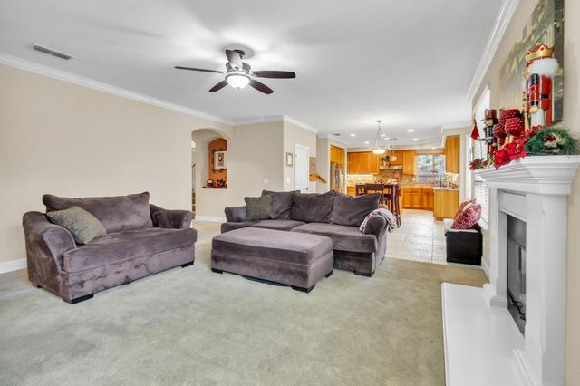 9793 Ellsmere Way, Elk Grove, CA 95757