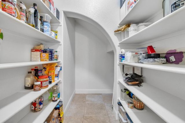 9793 Ellsmere Way, Elk Grove, CA 95757