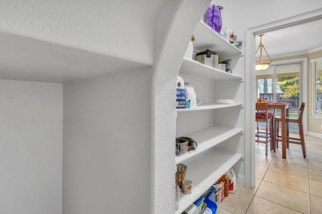 9793 Ellsmere Way, Elk Grove, CA 95757