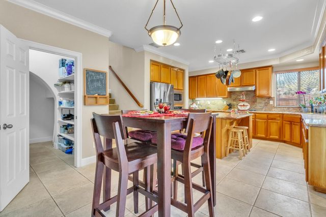 9793 Ellsmere Way, Elk Grove, CA 95757