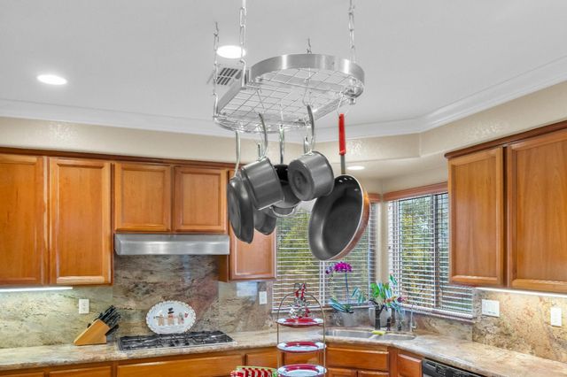 9793 Ellsmere Way, Elk Grove, CA 95757