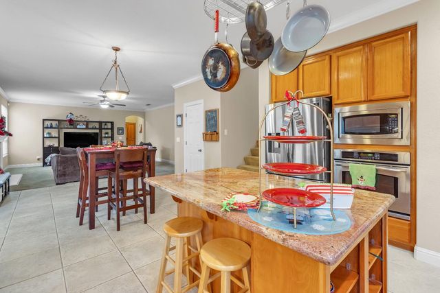 9793 Ellsmere Way, Elk Grove, CA 95757