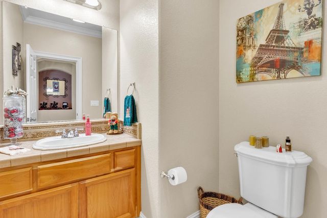 9793 Ellsmere Way, Elk Grove, CA 95757