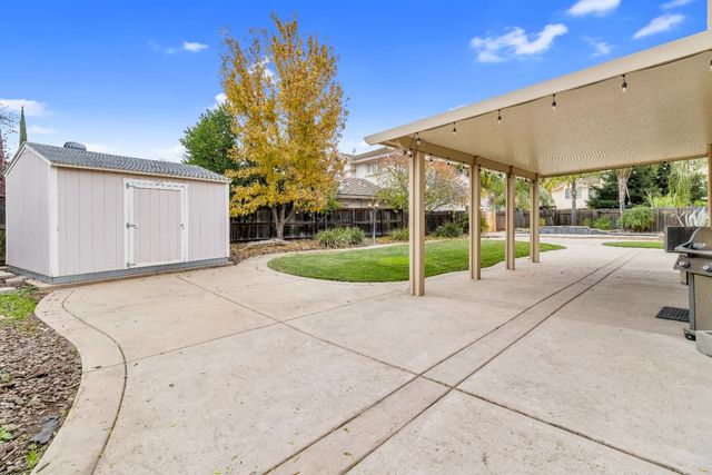 9793 Ellsmere Way, Elk Grove, CA 95757