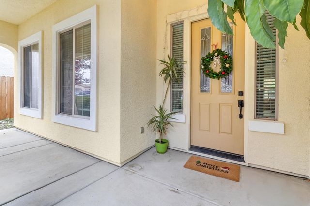 9793 Ellsmere Way, Elk Grove, CA 95757