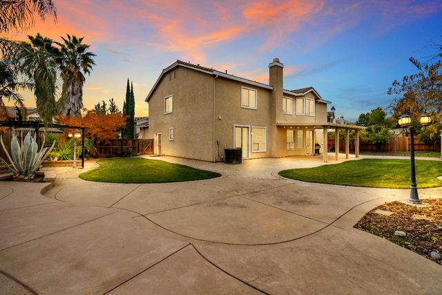 9793 Ellsmere Way, Elk Grove, CA 95757