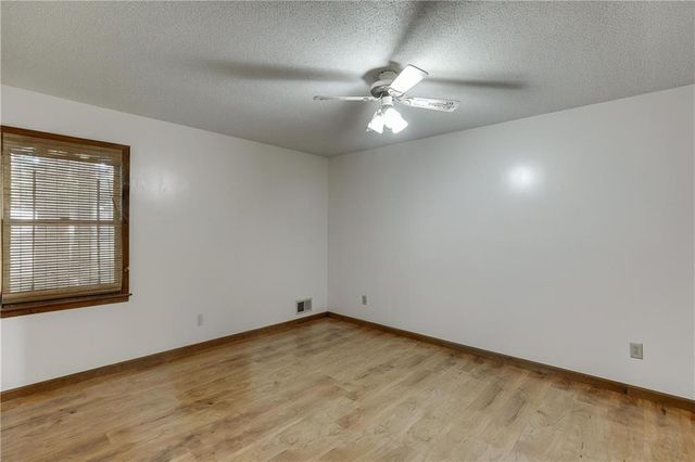 9625 Manor Lane, Gainesville, GA 30506