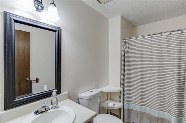 9625 Manor Lane, Gainesville, GA 30506