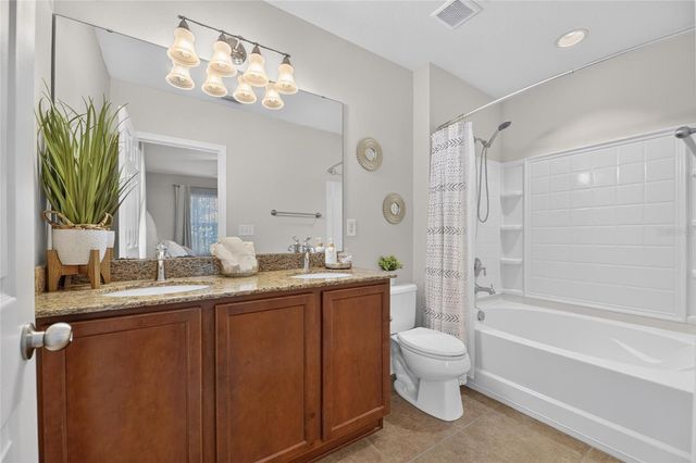 8635 TURNSTONE SHORE LANE, Riverview, FL 33578