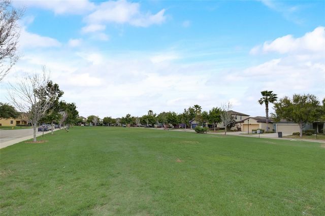 8635 TURNSTONE SHORE LANE, Riverview, FL 33578