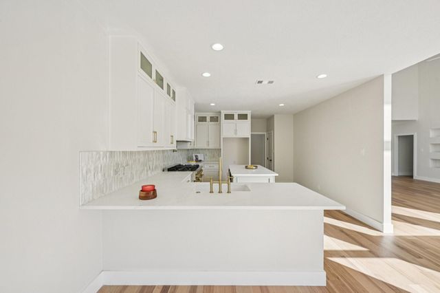 1406 S Fry Road, Katy, TX 77450