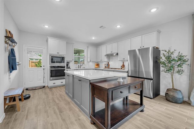 2819 Wilde Redbud Lane, Conroe, TX 77385