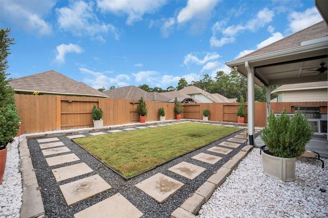 2819 Wilde Redbud Lane, Conroe, TX 77385
